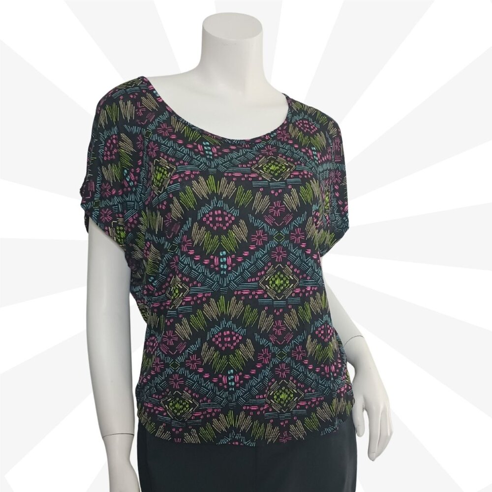 Annabelle Top Size L Multicolor Scoop Neck Short Sleeve Bohemian Crochet Accent